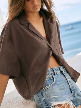 Zara Cropped Button Front Blouse Size S Brown Collared Short Sleeve Boxy Top